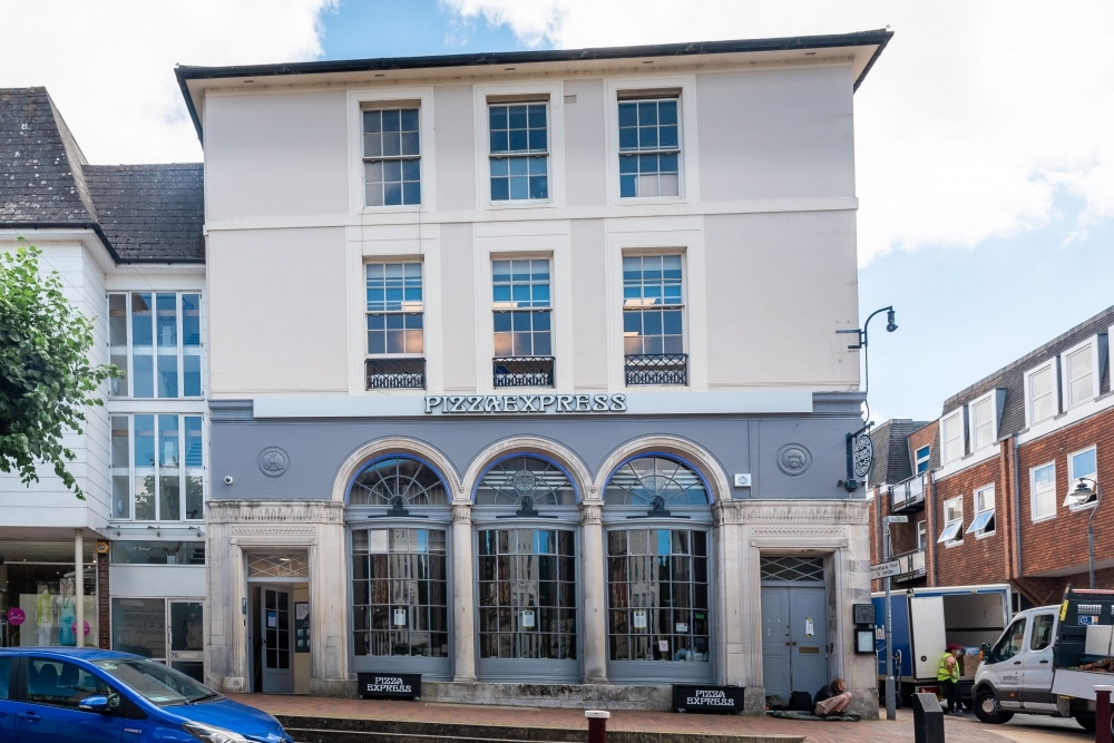 Pizza Express staff test positive for coronavirus